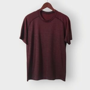 Lululemon Metal Vent Tech Short Sleeve Shirt Mens Medium Oxford Red Black